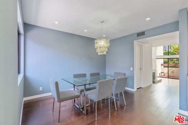 Chandelier, Dining room, Interior, Recessed Lighting, Wood Texture Flooring