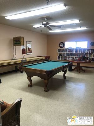 Billiard Table, Game Room, Interior