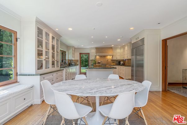 Dining room, Interior, Kitchen, Recessed Lighting, Stainless Steel Appliances, Wood Texture Flooring