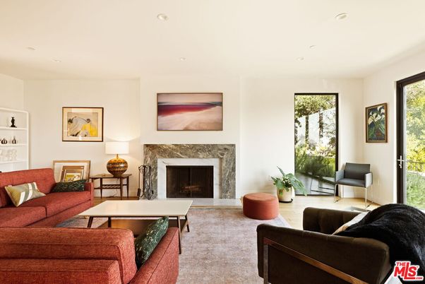 Fireplace, Interior, Living room, Recessed Lighting