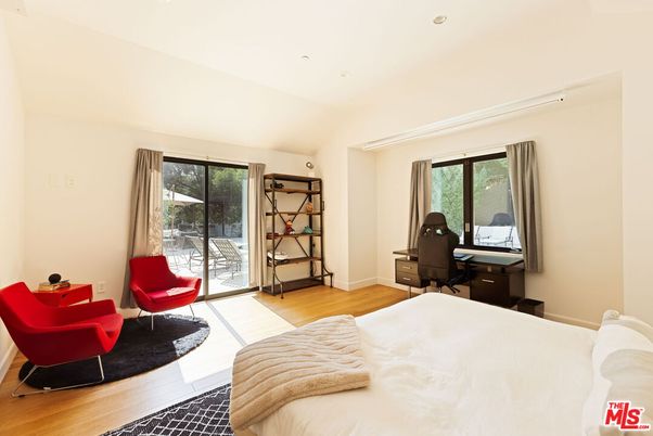 Bedroom, Home Office, Interior, Recessed Lighting, Wood Texture Flooring
