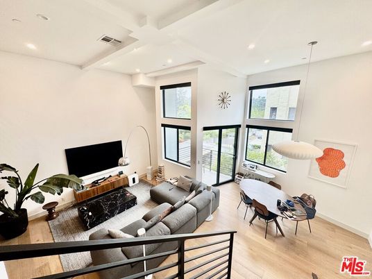 Dining room, Interior, Living room, Pendant Lights, Recessed Lighting, Wood Texture Flooring