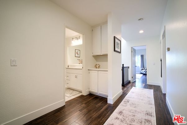 Bathroom, Interior, Recessed Lighting, Wood Texture Flooring