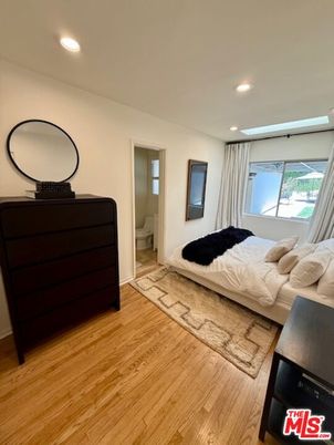 Bathroom, Bedroom, Interior, Recessed Lighting, Wood Texture Flooring