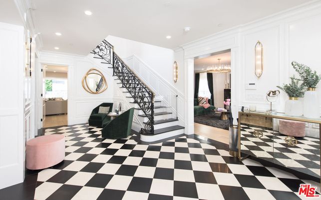 Chandelier, Interior, Recessed Lighting