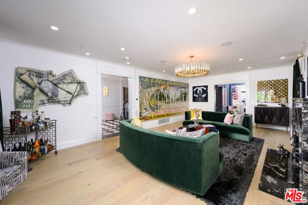 Chandelier, Interior, Living room, Recessed Lighting, Wood Texture Flooring