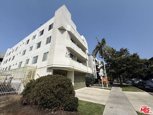 Exterior, Facade, Condo Building