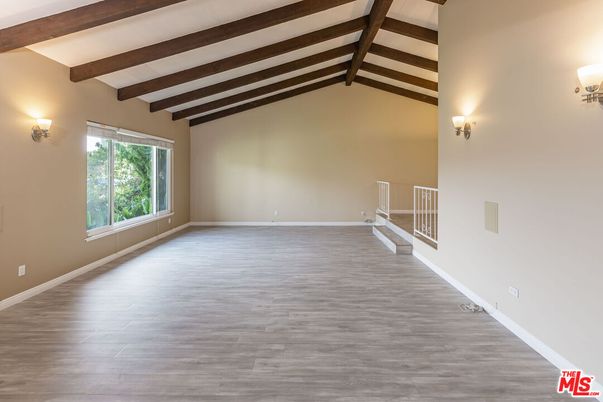 Empty room, Interior, Wooden Beams, Wood Texture Flooring