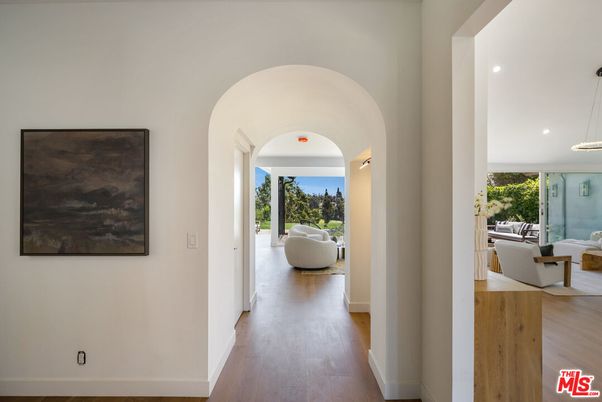 Interior, Pendant Lights, Recessed Lighting, Water, Wood Texture Flooring