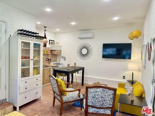 Interior, Kitchen, Pendant Lights, Recessed Lighting