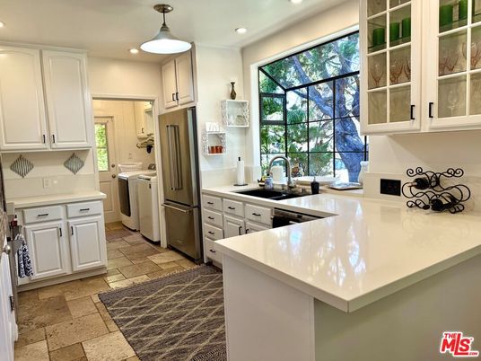 Interior, Kitchen, Pendant Lights, Recessed Lighting, Washer