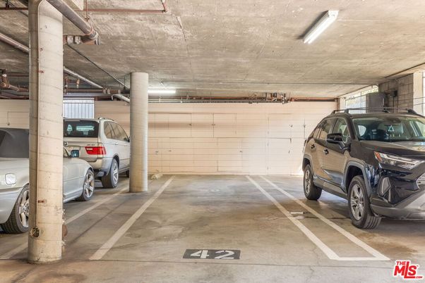 Garage, Interior