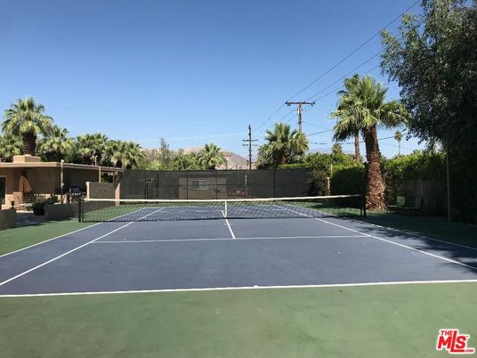 Exterior, Tennis Courts