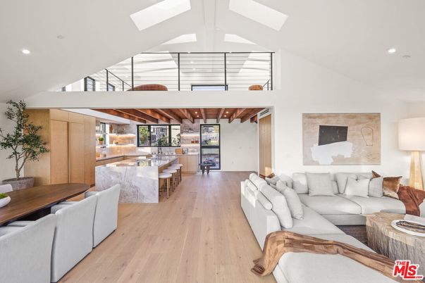 Dining room, Interior, Living room, Recessed Lighting, Wood Texture Flooring
