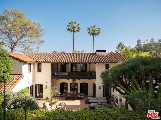 Exterior, Facade, Spanish Mediterranean