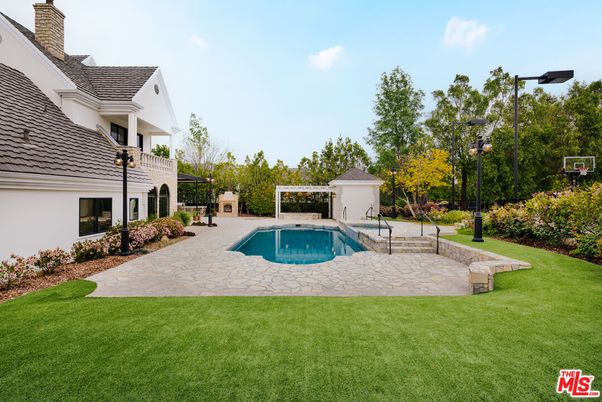 Backyard, Exterior, Pool