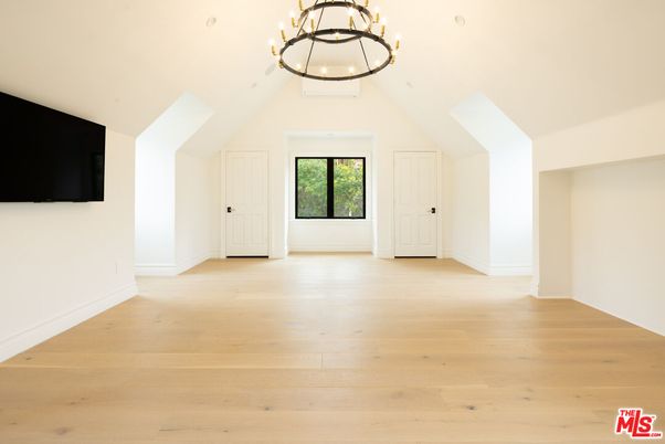Chandelier, Empty room, Interior, Wood Texture Flooring
