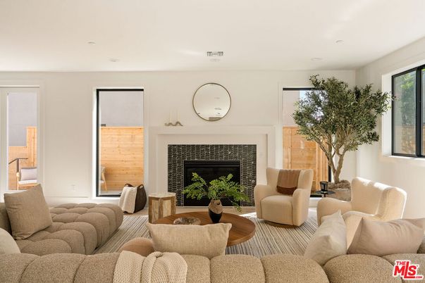 Fireplace, Interior, Living room, Recessed Lighting