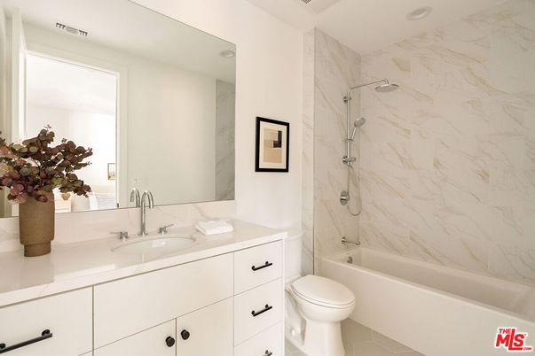 Bathroom, Interior, Marble Walls, Recessed Lighting