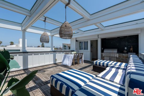 Exterior, Glass Ceilings, Interior, Pendant Lights, Sun Room