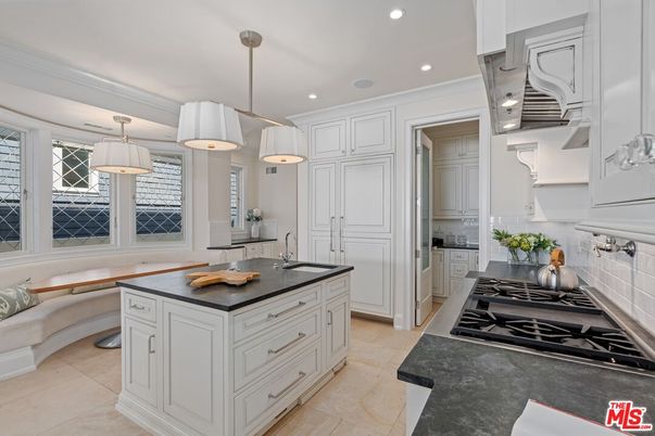 Interior, Kitchen, Pendant Lights, Recessed Lighting