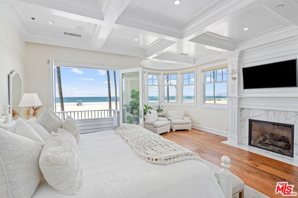 Bedroom, Fireplace, Interior, Recessed Lighting, Water, Wood Texture Flooring