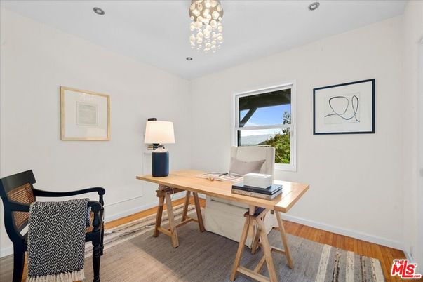 Home Office, Interior, Pendant Lights, Recessed Lighting, Wood Texture Flooring