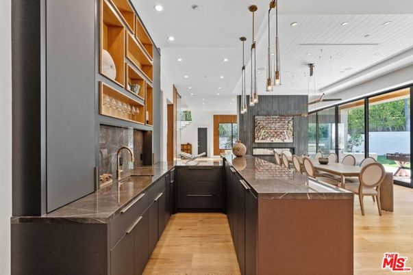 Dining room, Interior, Kitchen, Pendant Lights, Recessed Lighting, Wood Texture Flooring