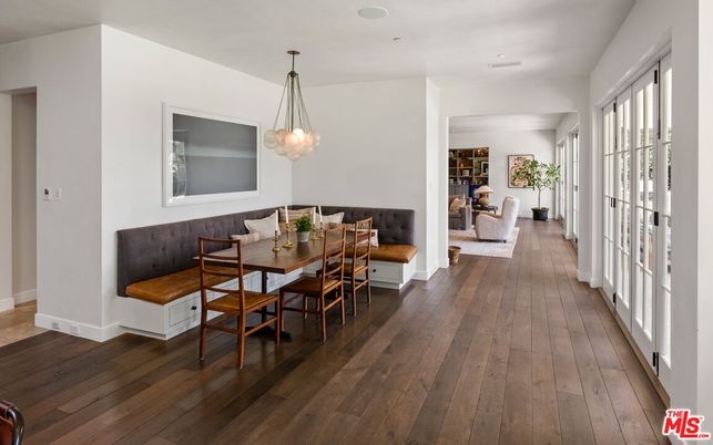 Dining room, Interior, Pendant Lights, Recessed Lighting, Wood Texture Flooring