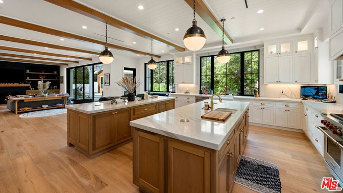 Interior, Kitchen, Pendant Lights, Recessed Lighting, Wooden Beams, Wood Texture Flooring