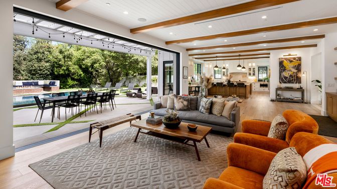 Dining room, Interior, Kitchen, Living room, Pendant Lights, Recessed Lighting, Wooden Beams, Wood Texture Flooring