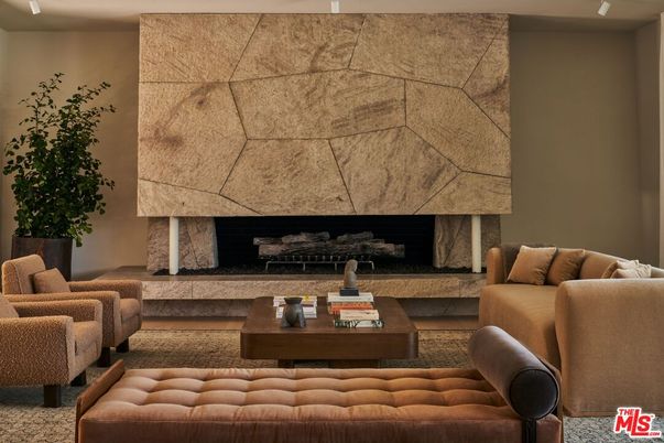 Fireplace, Interior, Living room