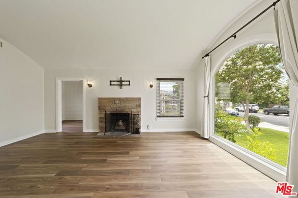 Empty room, Fireplace, Interior, Wood Texture Flooring