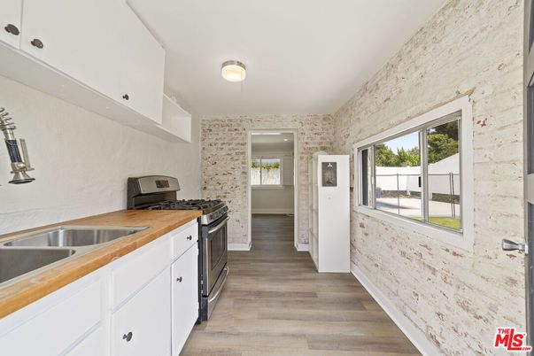 Interior, Kitchen, Stone Walls, Wood Texture Flooring