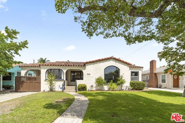 Backyard, Exterior, Facade, Spanish Mediterranean