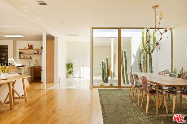Dining room, Interior, Pendant Lights, Recessed Lighting, Wood Texture Flooring
