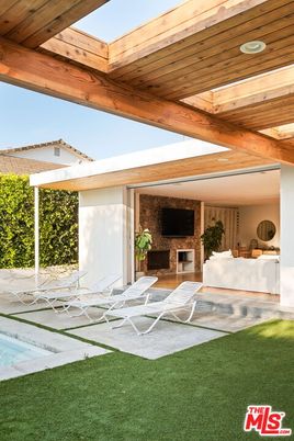 Exterior, Fireplace, Pool