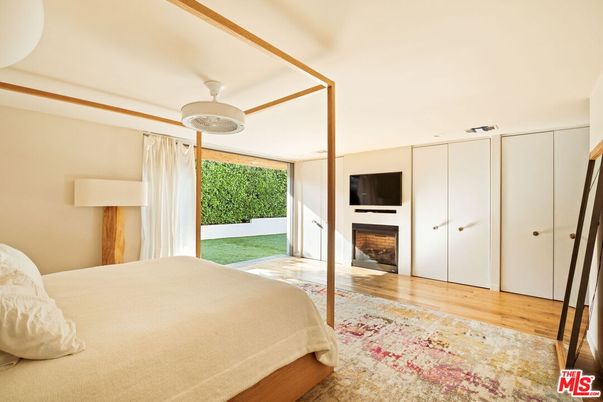 Bedroom, Fireplace, Interior, Wood Texture Flooring