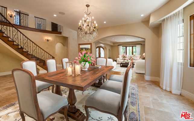 Chandelier, Dining room, Interior, Living room, Recessed Lighting