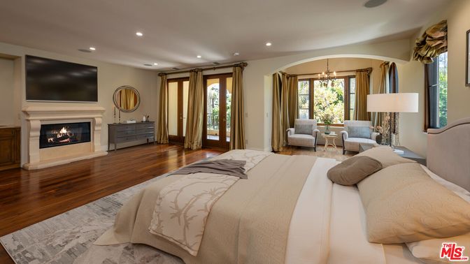 Bedroom, Fireplace, Interior, Recessed Lighting, Wood Texture Flooring