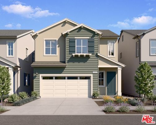 Attached, Exterior, Facade, American Craftsman