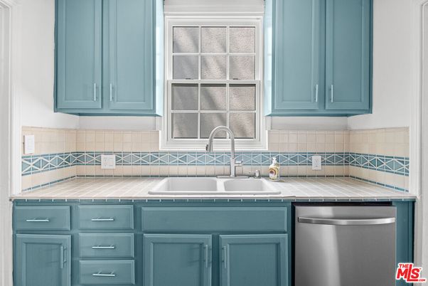 Interior, Kitchen, Stainless Steel Appliances, Tile Countertops