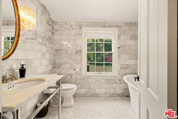 Bathroom, Interior, Marble Walls