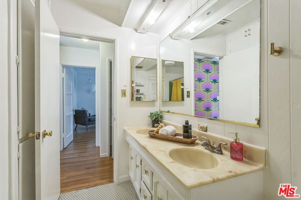 Bathroom, Dual Sink Vanities, Interior, Wood Texture Flooring
