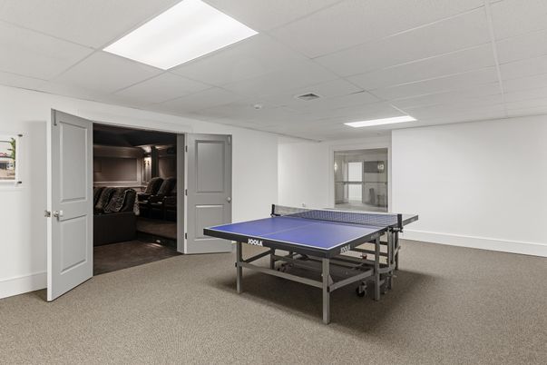 Game Room, Interior, Recessed Lighting