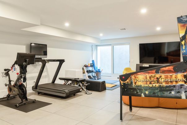 Fitness Equipment, Interior, Recessed Lighting
