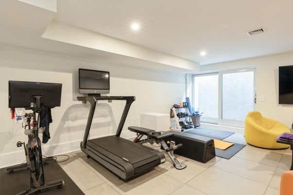 Fitness Equipment, Interior, Recessed Lighting
