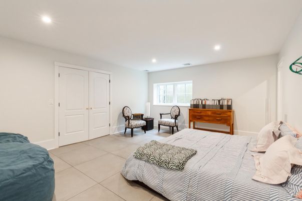 Bedroom, Interior, Recessed Lighting