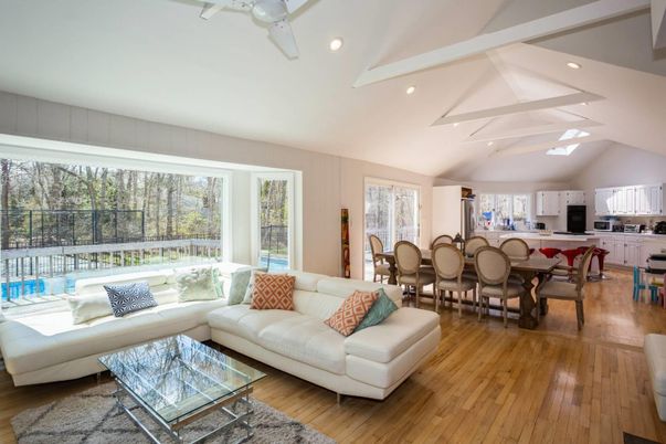 Dining room, Interior, Living room, Recessed Lighting, Wood Texture Flooring