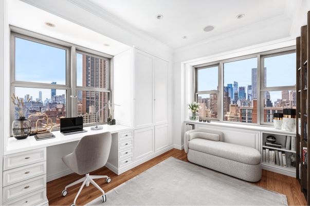 Home Office, Interior, Recessed Lighting, Wood Texture Flooring